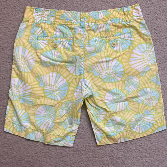 Lilly Pulitzer yellow and blue patterned shorts - Picture 2 of 5